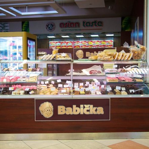 Babička